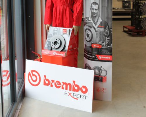 brembo-Produkte im Schaufenster